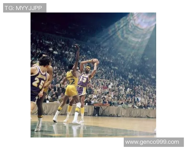 哈登28000分里程碑：现役第3仅输詹杜+前史第11 神迹前史榜首